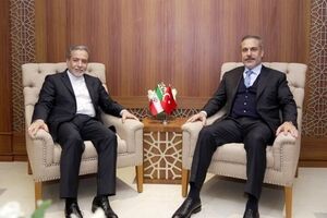 Iran, Turkey foreign ministers meet for talks


