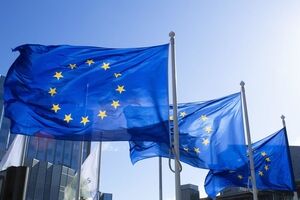 EU continues to be in regular touch with Iran