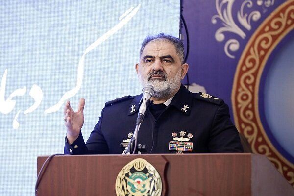Navy chief vows full readiness of Iranian armed forces
