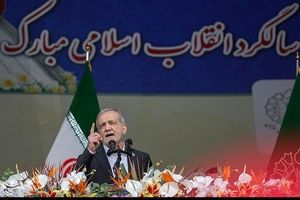 Iranian President Vows to Pursue Resolution of Problems despite Obstacles
