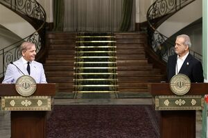 US Pressure Obstructs Diplomacy
